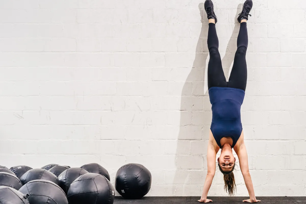 learn wall handstands
